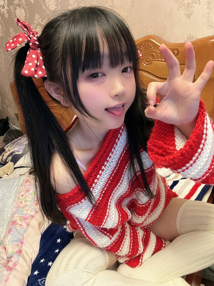 神沢永莉 – 圣诞礼物 [74P10V-821MB]