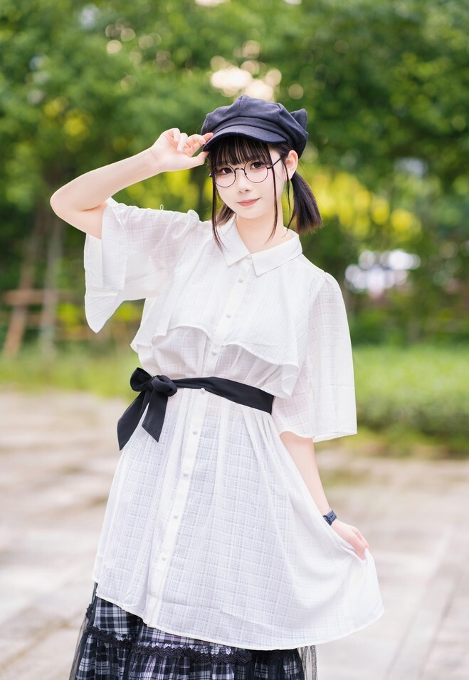 大爹眼镜_murasaki - 眼睛萌妹 [14P-198MB]