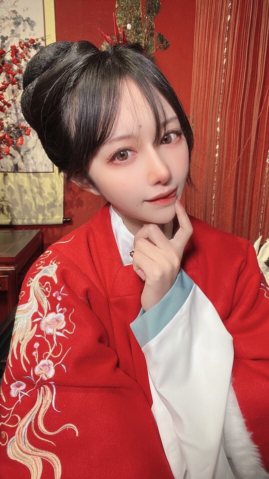 Shika小鹿鹿 - 2022春自拍 [70P-192MB]