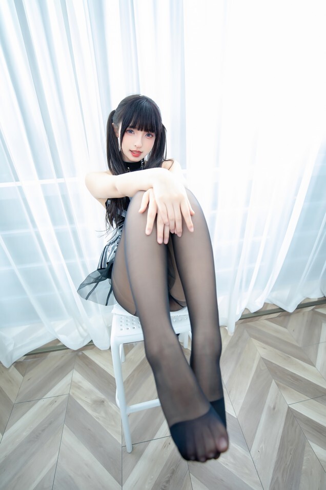 神楽坂真冬 - 裤袜小恶魔 [75P-178MB]