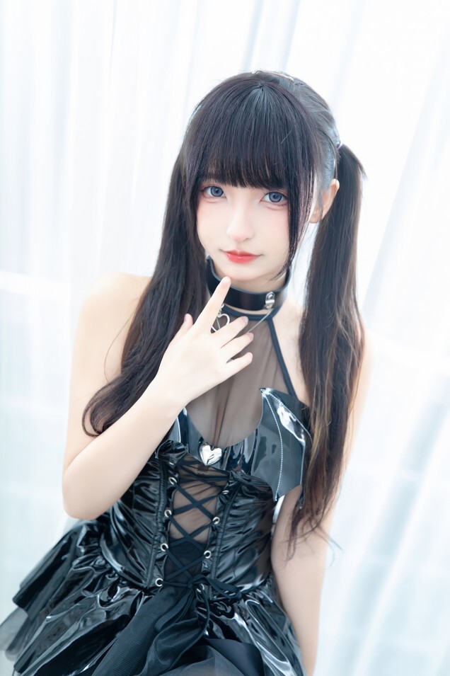 神楽坂真冬 - 裤袜小恶魔 [75P-178MB]