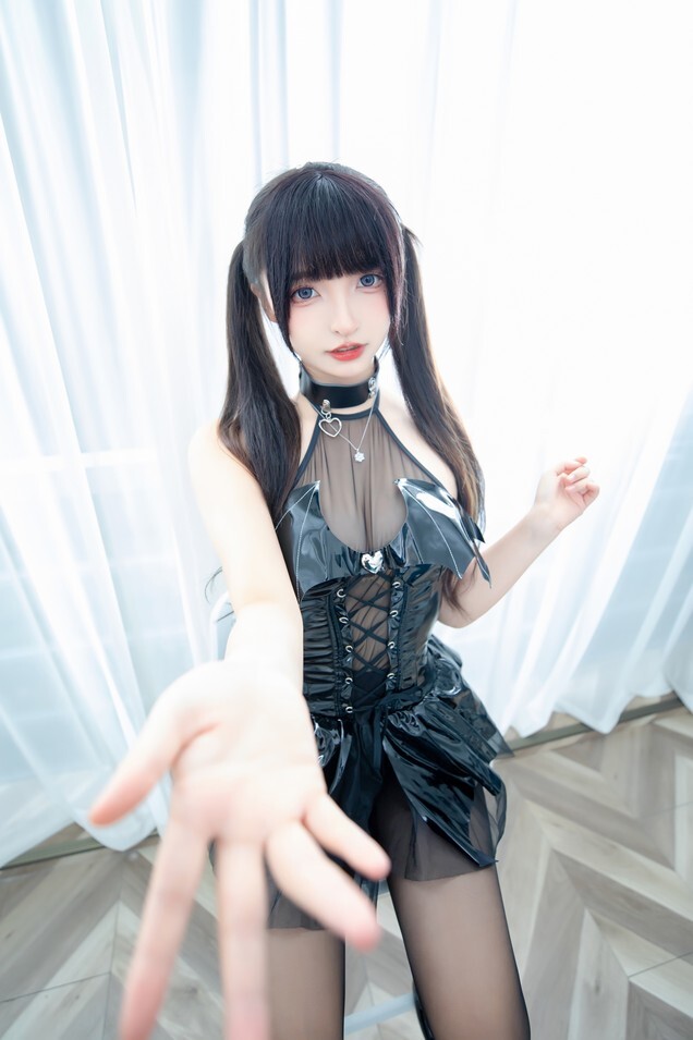 神楽坂真冬 - 裤袜小恶魔 [75P-178MB]