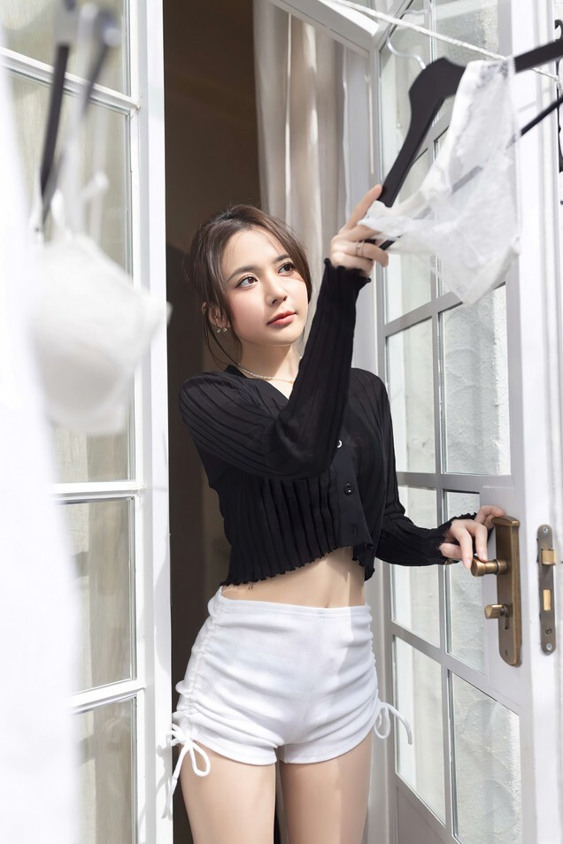 鱼子酱Fish- 偷裤的贼 [113P-717MB]