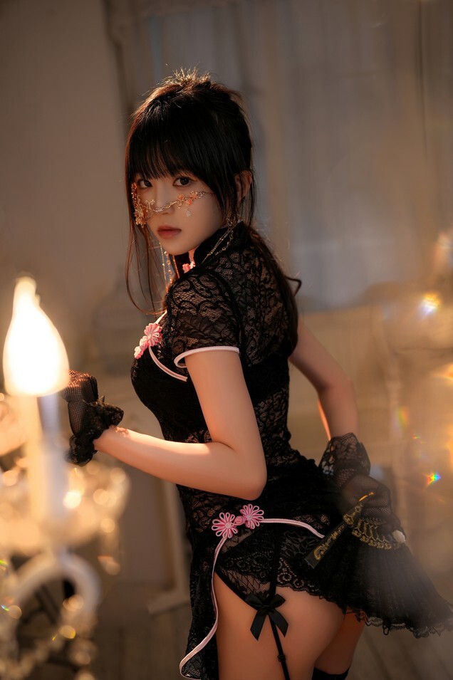 桜桃喵 - 面具舞会 [16P-209MB]