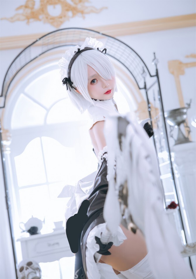 日奈娇 - 2B奶盖女仆 [88P-416MB]