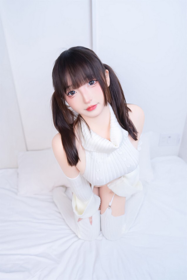 神楽坂真冬 - 斩男毛衣 [76P2V-1.39GB]