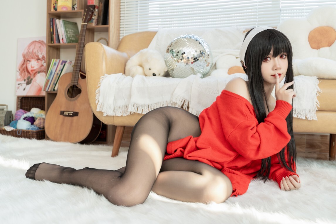 PoppaChan – Yor Forger [40P-238MB]