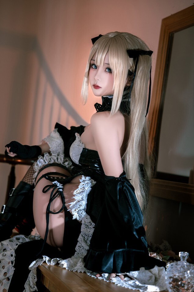 日奈娇 - 玛丽萝丝 [15P-327MB]