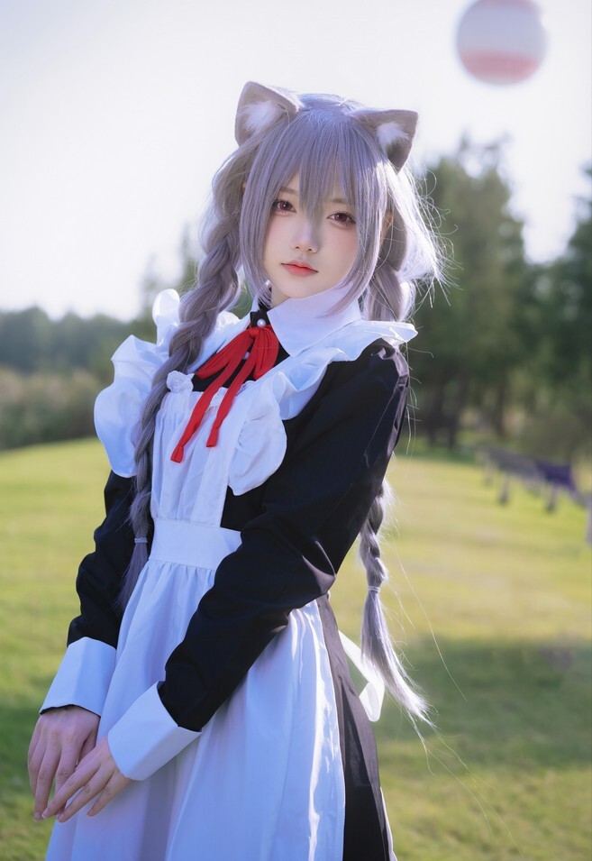 一只妖妹 - 菲奇老师 [13P-43.8MB]