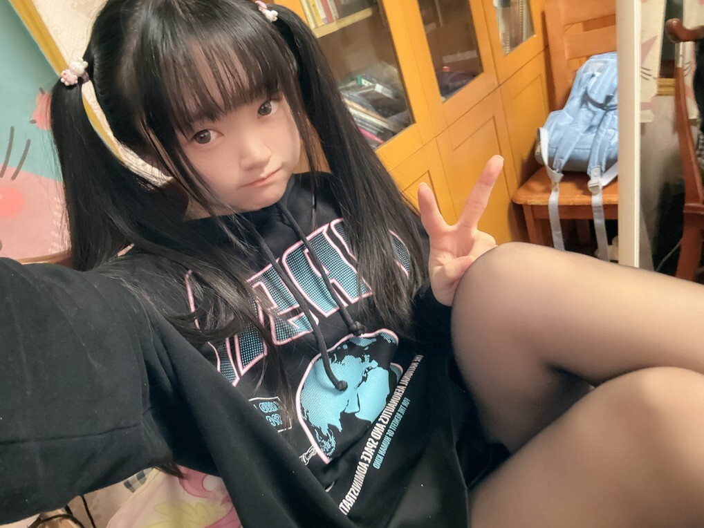 神沢永莉 – 别看大姐姐啦 [78P1V-1.42GB]