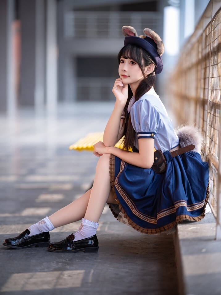 鱼子酱不能睡懒觉 - 朱迪警官 [13P-53.3MB]