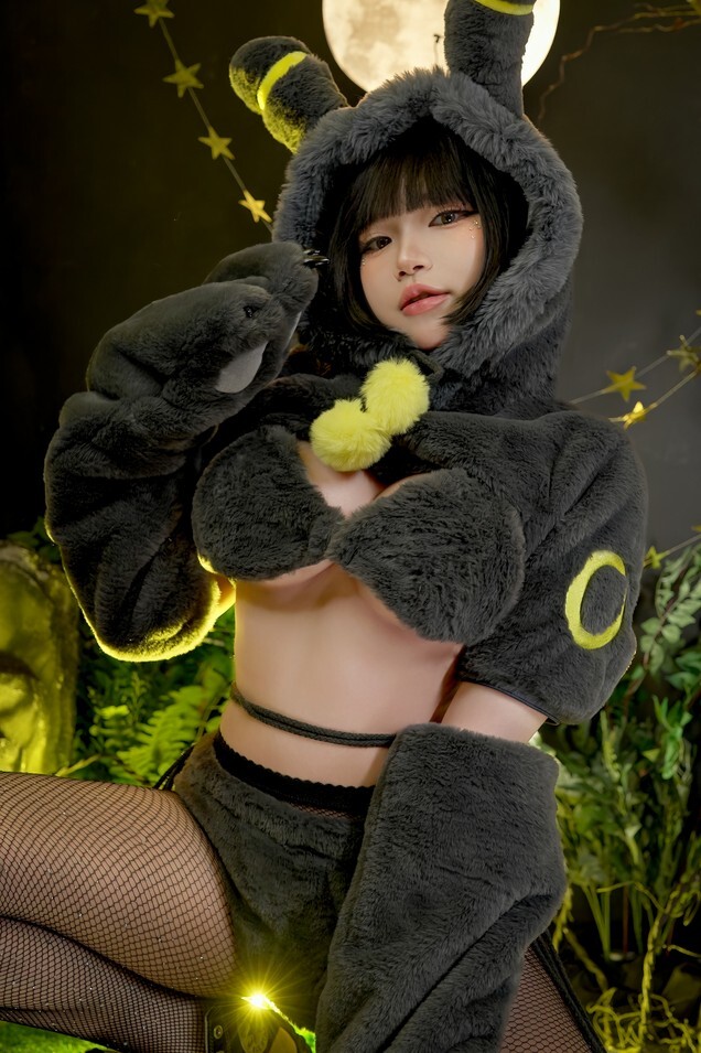 ZinieQ - Umbreon (Pokemon) [45P9V-887MB]