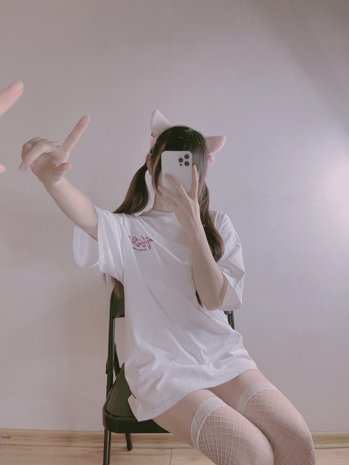 miko酱ww - 自拍系列 mikoの白丝01 [241P-1.70GB]