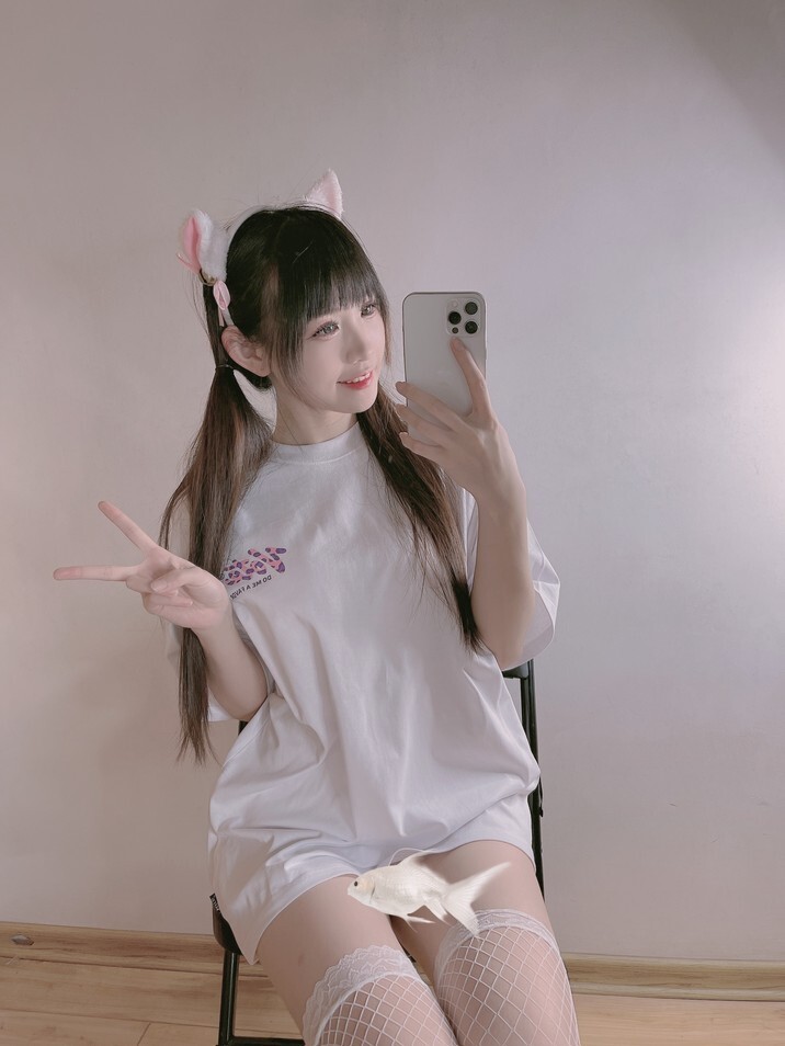 miko酱ww - 自拍系列 mikoの白丝01 [241P-1.70GB]