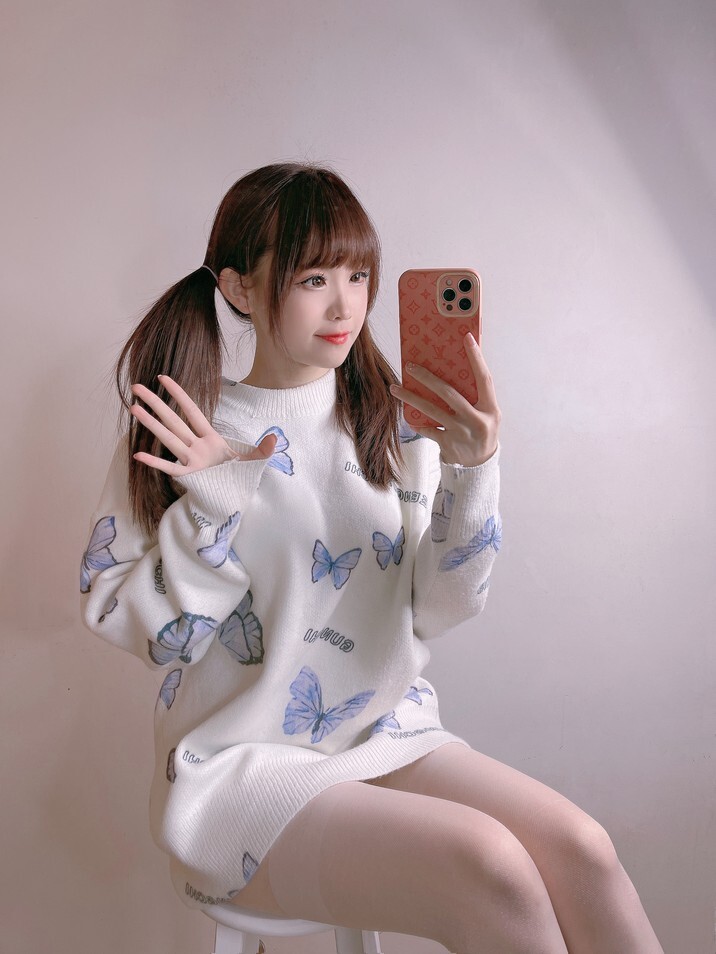 miko酱ww - 自拍系列 mikoの白丝01 [241P-1.70GB]