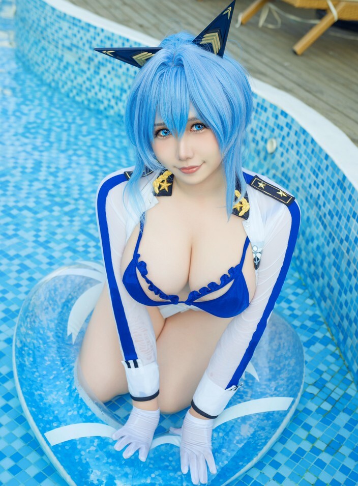 麻花酱 – 海伦泳装 [21P1V-273MB]