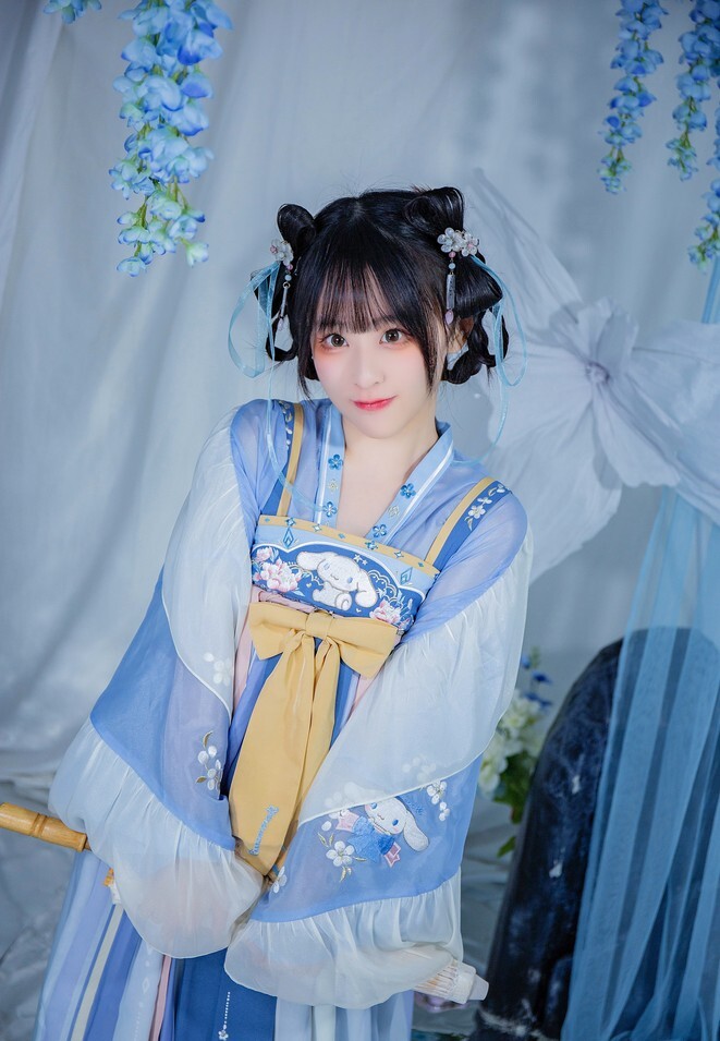 凉凉酱Kirakira - 玉桂狗 [15P-64.6MB]