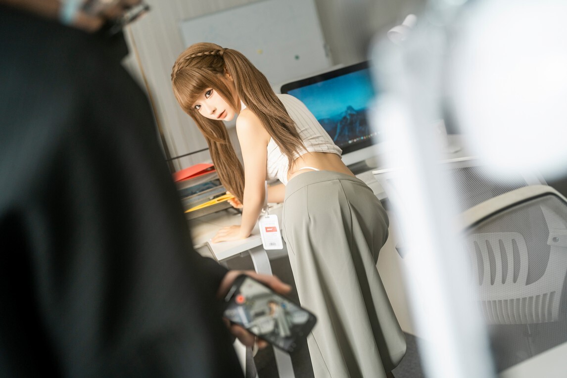 蠢沫沫 - 四月T3订阅《工作时间》 [98P-2.63GB]