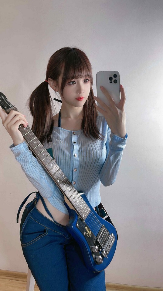 miko酱ww - 2024年02月合集 [144P-1.88GB]