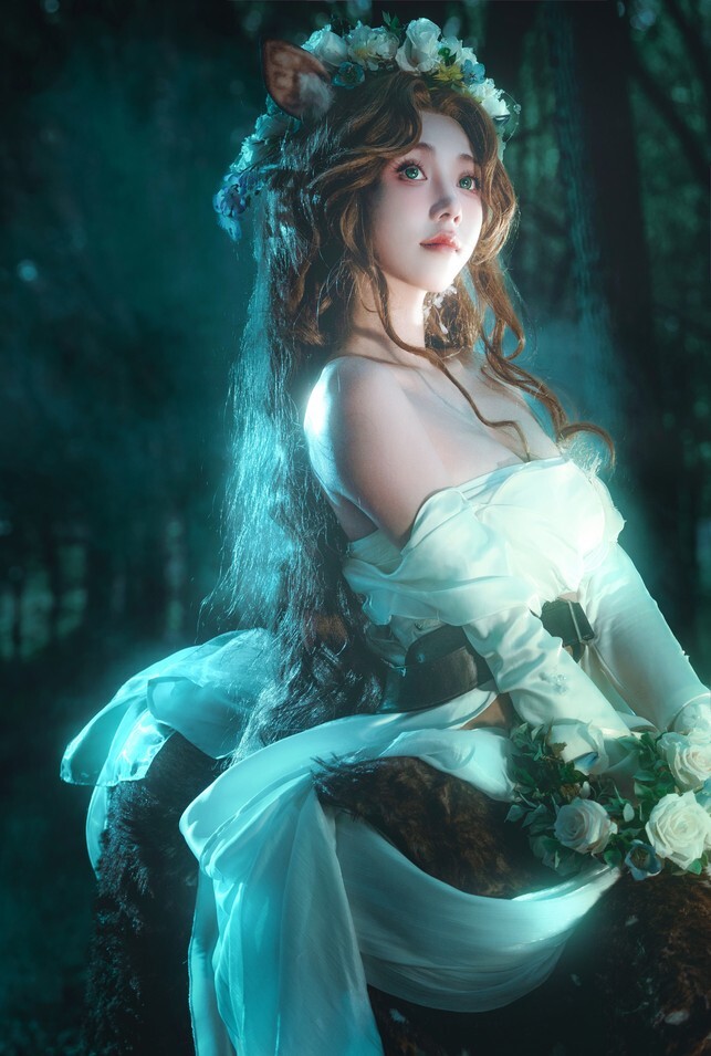 走路摇ZLY - 森林精灵 [12P-65.7MB]