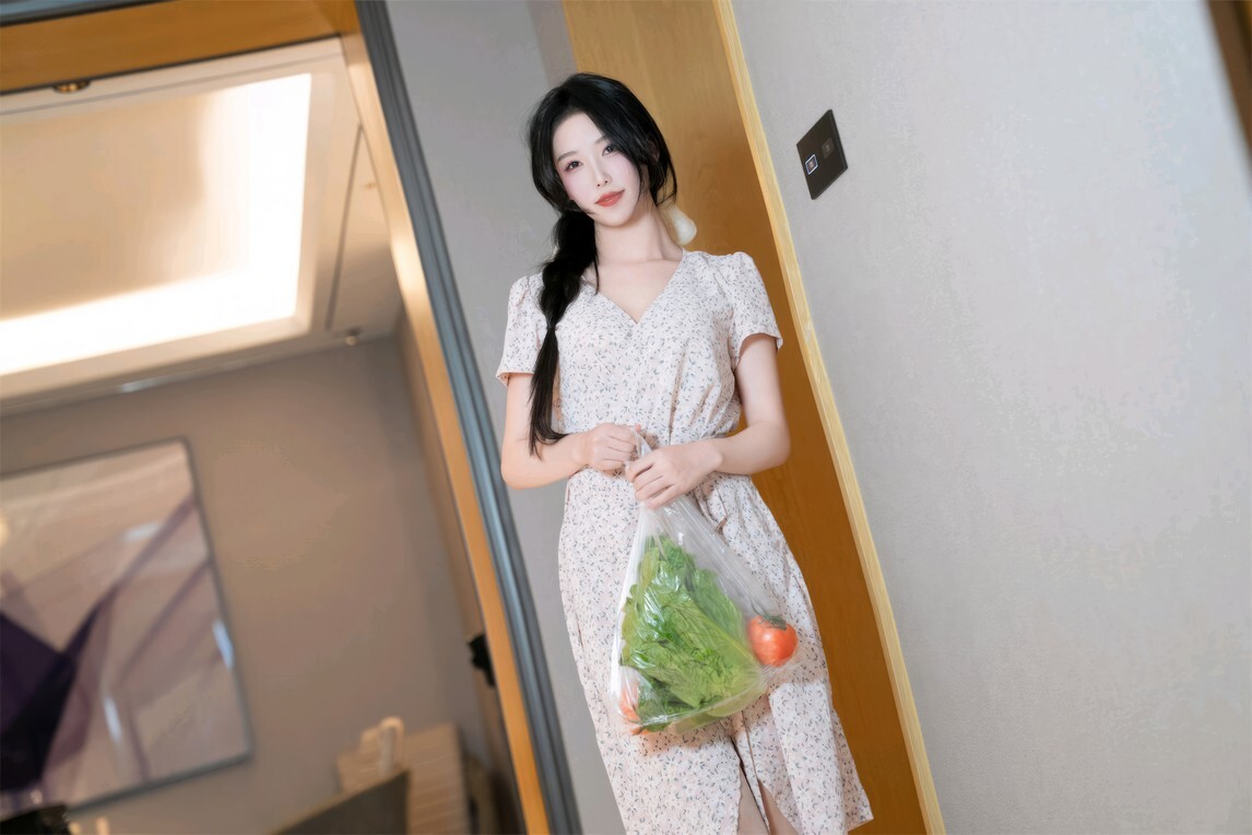 抖娘利世 – 保姆与老头 [140P1V-2.10GB]