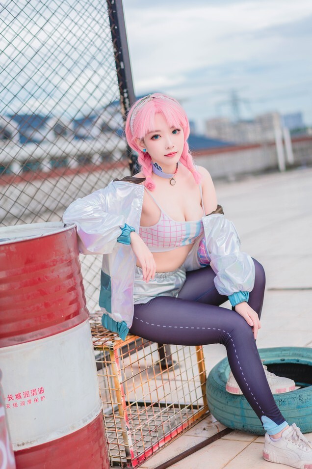 宮本桜 – 蓝毒 [16P-322MB]