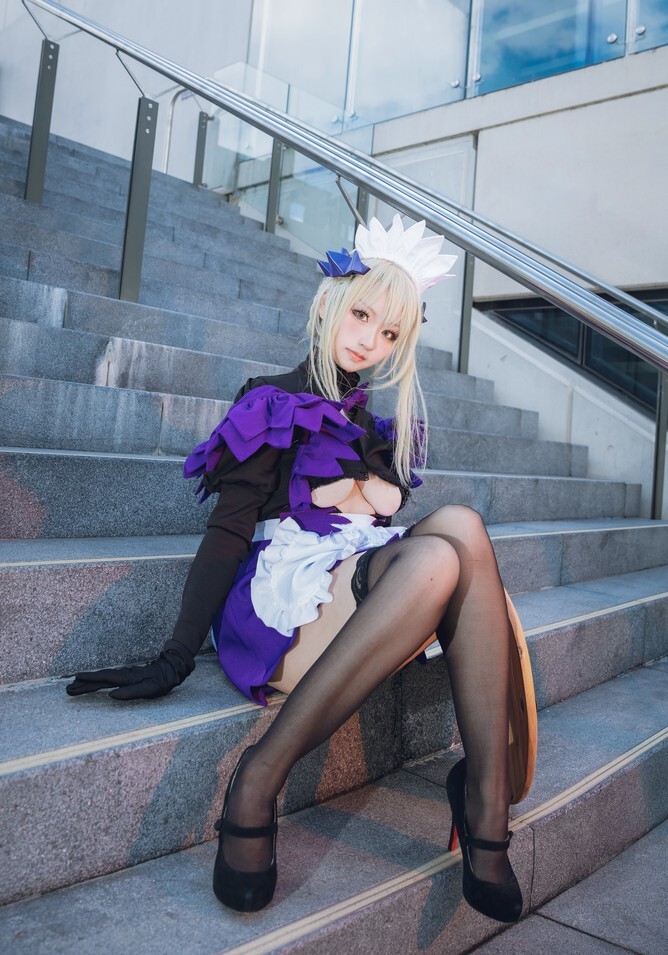 风筝筝筝w – 黑枪呆场照 [8P-114MB]