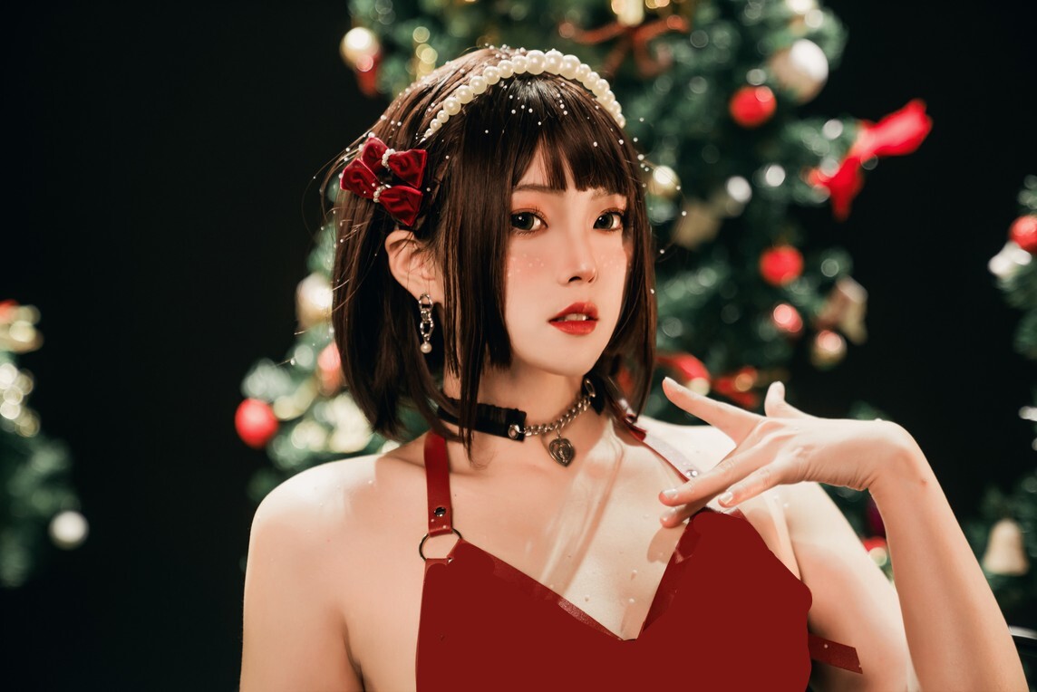 Natsuko夏夏子 - 2022圣诞 [30P1V-491MB]