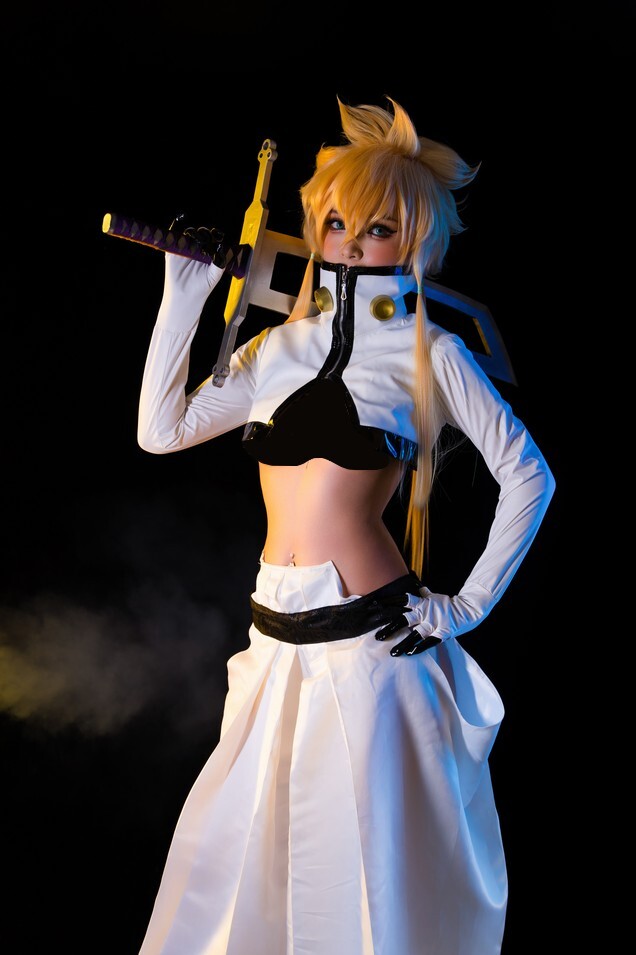 Umeko J - Tier Harribel [103P10V-992MB]