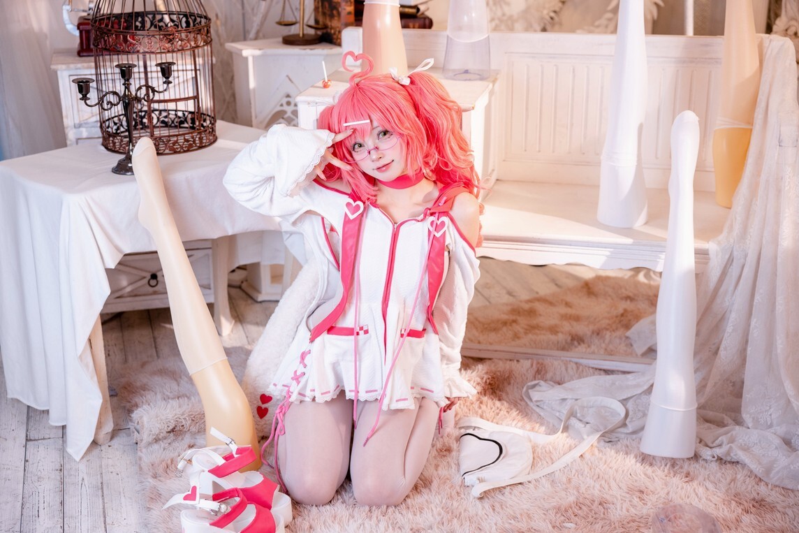 花铃 - 交错战线 卡缇娜 [21P-184MB]