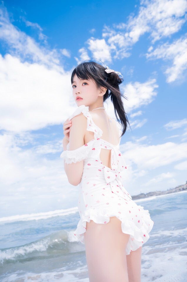 桜桃喵 - 雪顶冰淇淋 [17P-170MB]