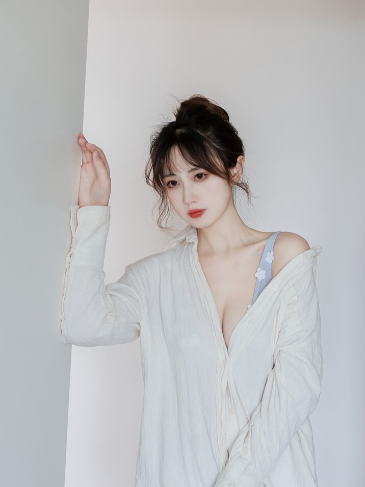 念雪ww - 夏至已至 [25P-255MB]