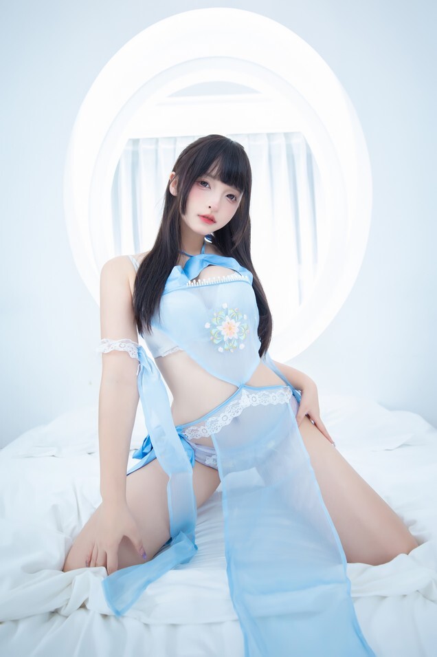 神楽坂真冬 - 趾间飞行 [75P2V-259MB]