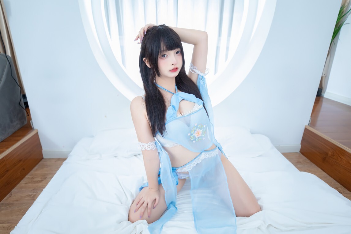 神楽坂真冬 - 趾间飞行 [75P2V-259MB]