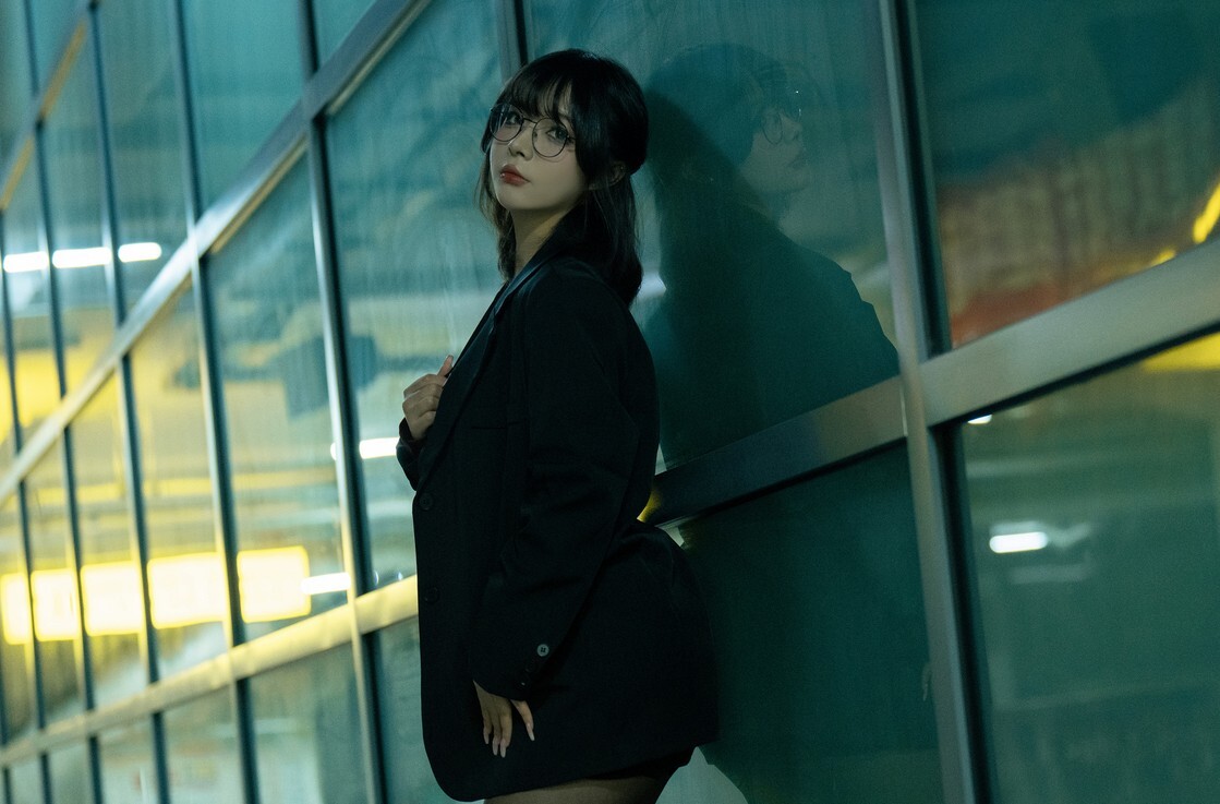 Kokuhui - 应召模特 [168P-2.43GB]