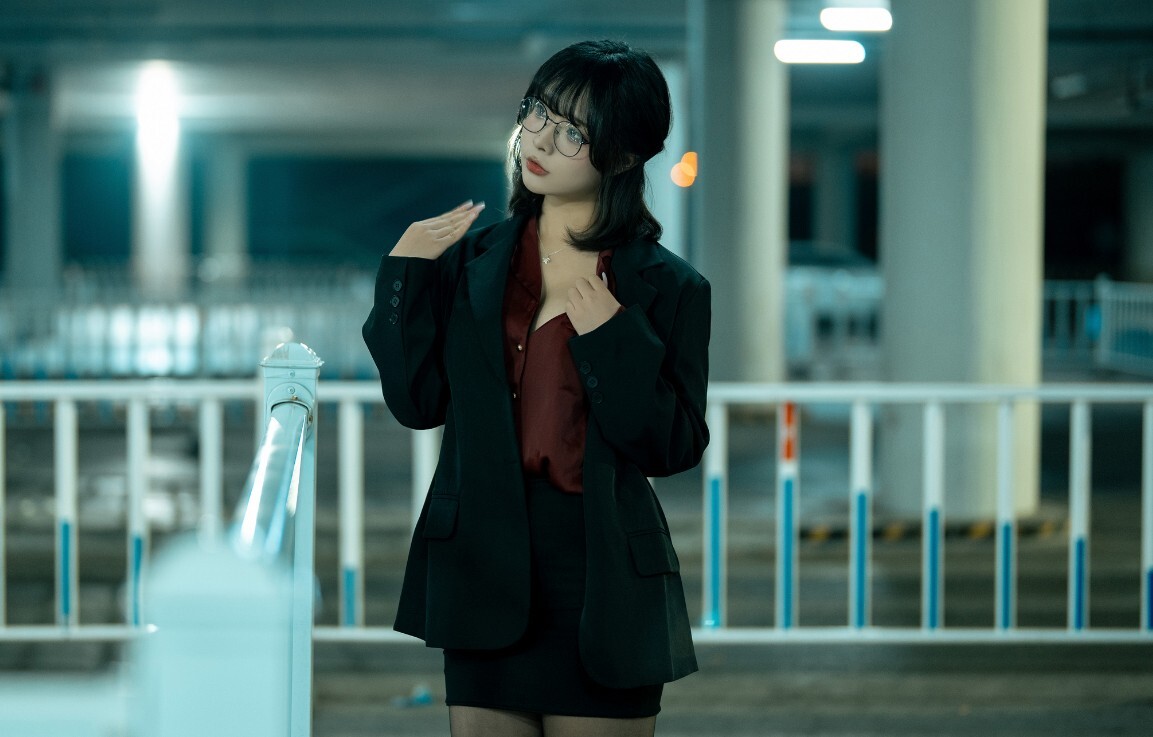 Kokuhui - 应召模特 [168P-2.43GB]