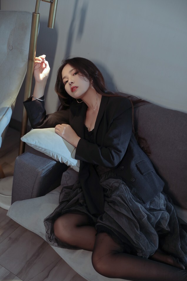 苏嫣嫣阿姨 – 黑色御姐风格大象 [31P-268MB]