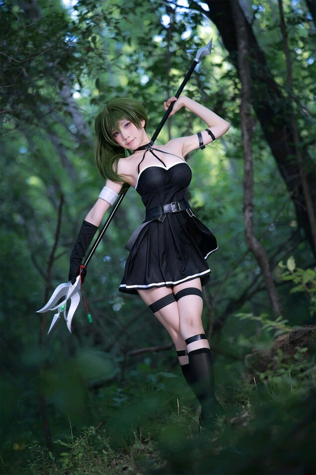 水淼aqu - 葬送のフリーレン ユーベル コスプレ [93P-84.3MB]