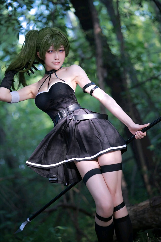 水淼aqu - 葬送のフリーレン ユーベル コスプレ [93P-84.3MB]