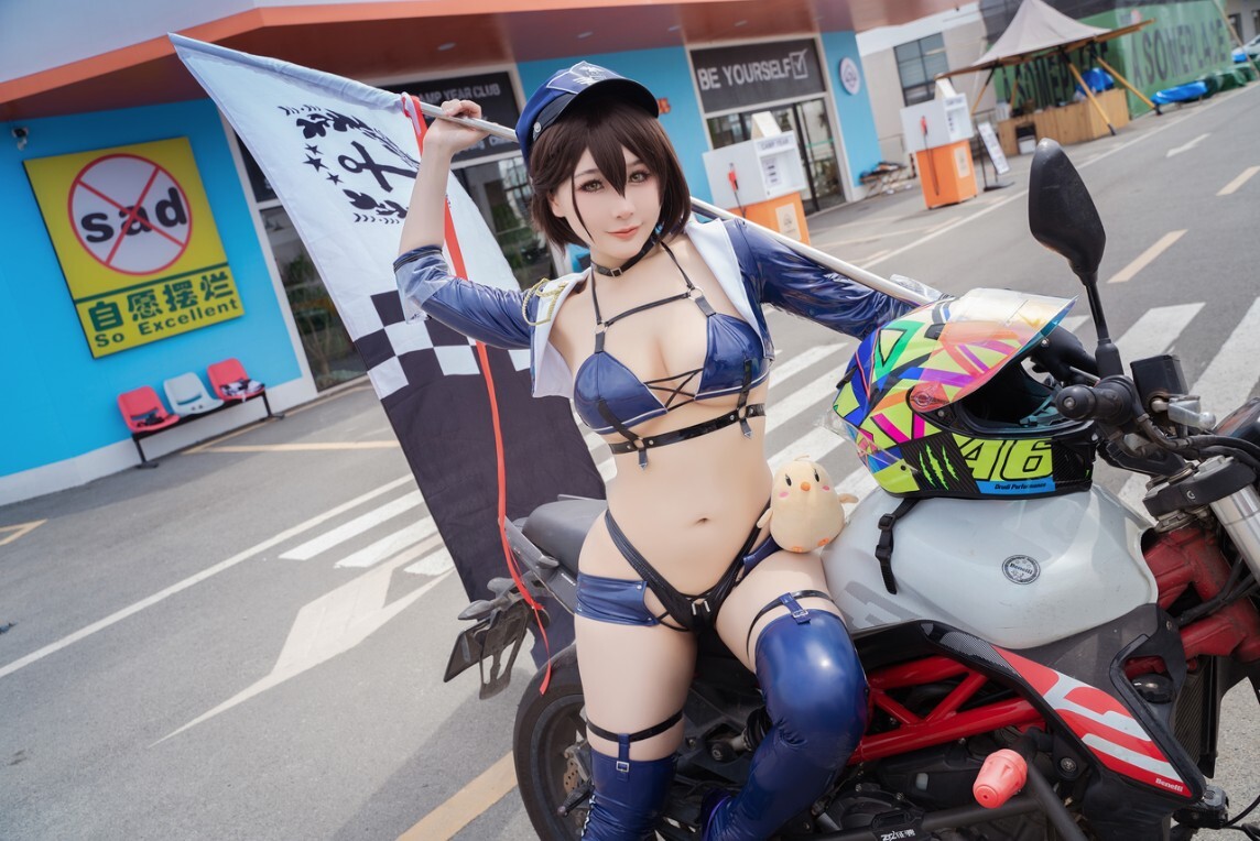 三刀刀miido – 巴尔的摩赛车娘 [36P-582MB]