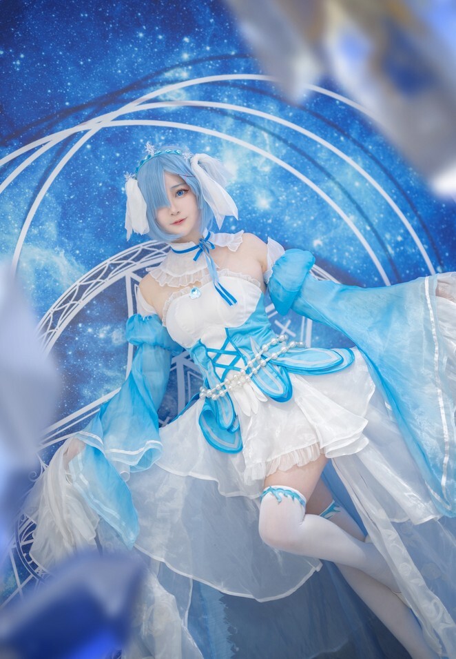 Halo_酱 - 从零开始的异世界生活 蕾姆 [9P-23.9MB]