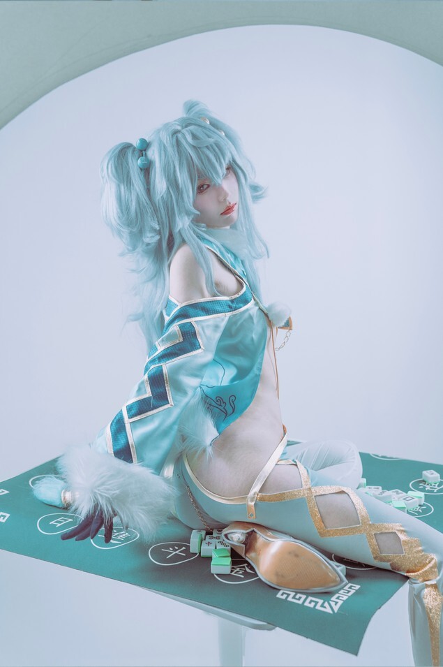 夜光-NightLight - 芙洛伦 妙手回春 [35P-291MB]