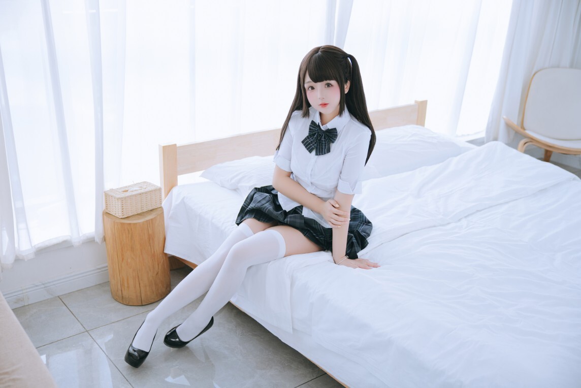 日奈娇 (樱井小莜) - 学姐 [150P-2.25GB]