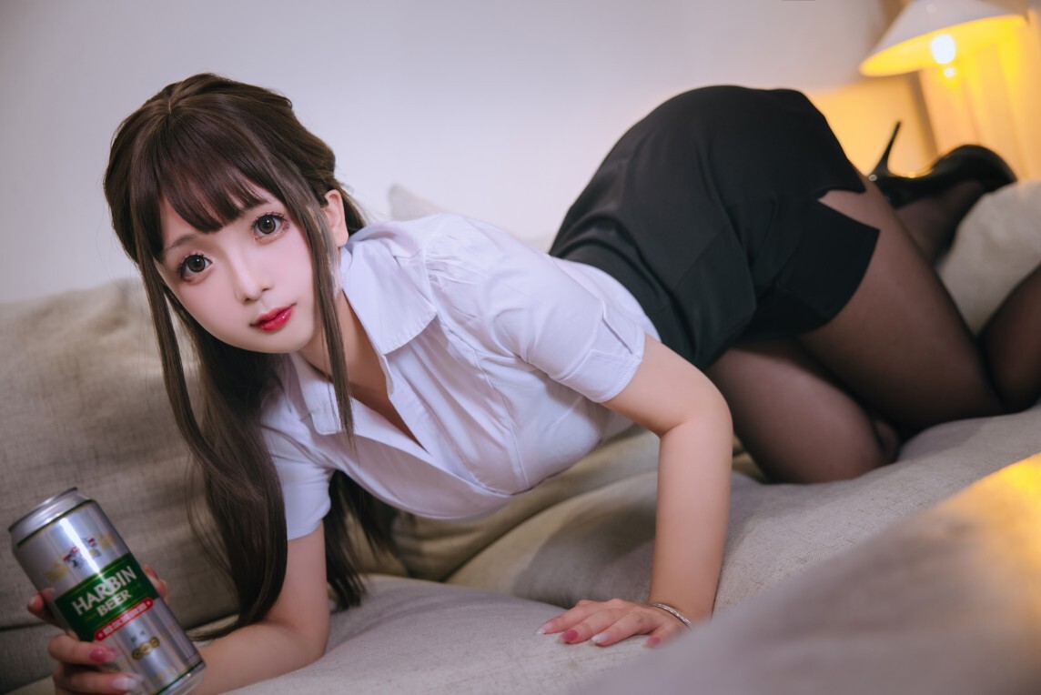 日奈娇 (樱井小莜) - 醉酒OL [110P-1.00GB]