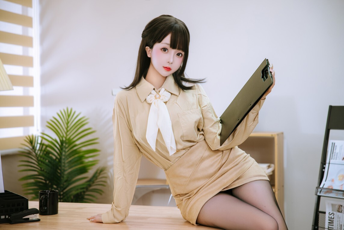 日奈娇 (樱井小莜) - 秘书 [181P-1.29GB]