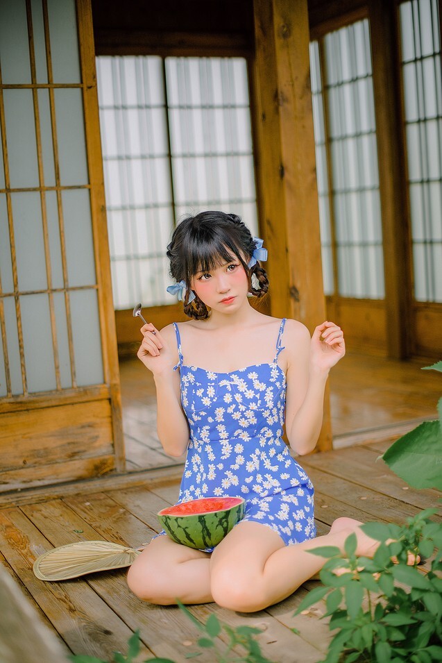 miko酱ww - 夏日回忆 [57P-614MB]