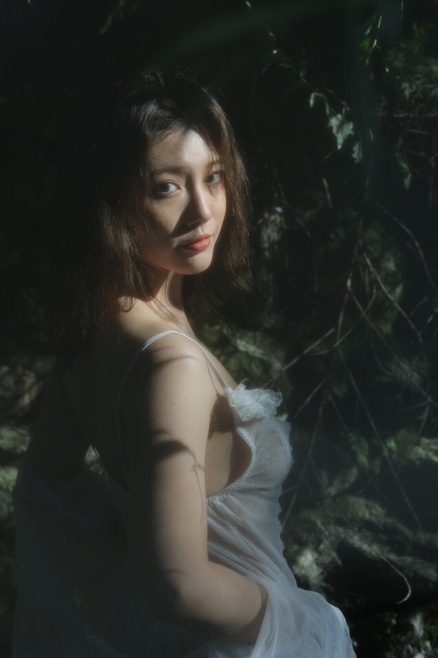 桃良阿宅 – 屿间 [18P-75.6MB]