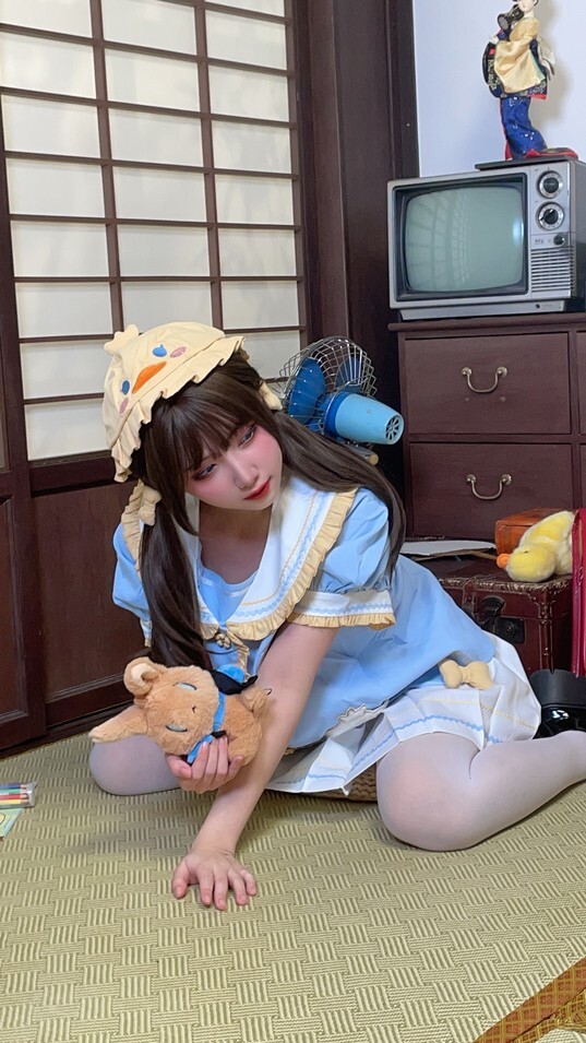 小和甜酒 - 鸭鸭幼稚园 [170P2V-395MB]