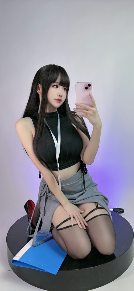 miko酱ww - 2023年10月订阅 (18套) [201P-1.76GB]