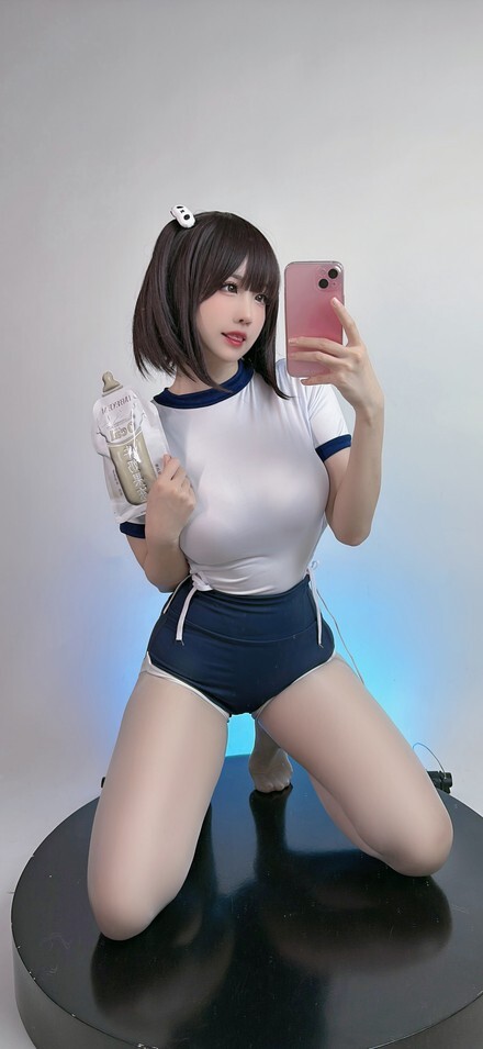 miko酱ww - 2023年11月订阅 (15套) [148P-1.37GB]